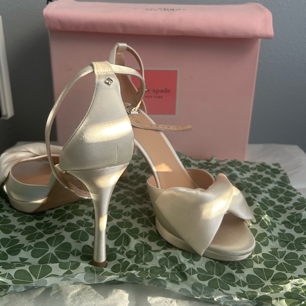Kate Spade Cream Heels with Bow